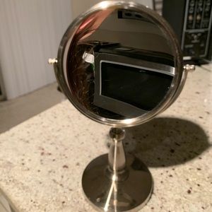 Double sided mirror